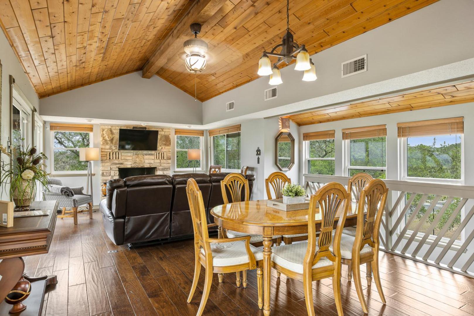 Wine Country Retreat - With A Lake View! Spicewood Εξωτερικό φωτογραφία
