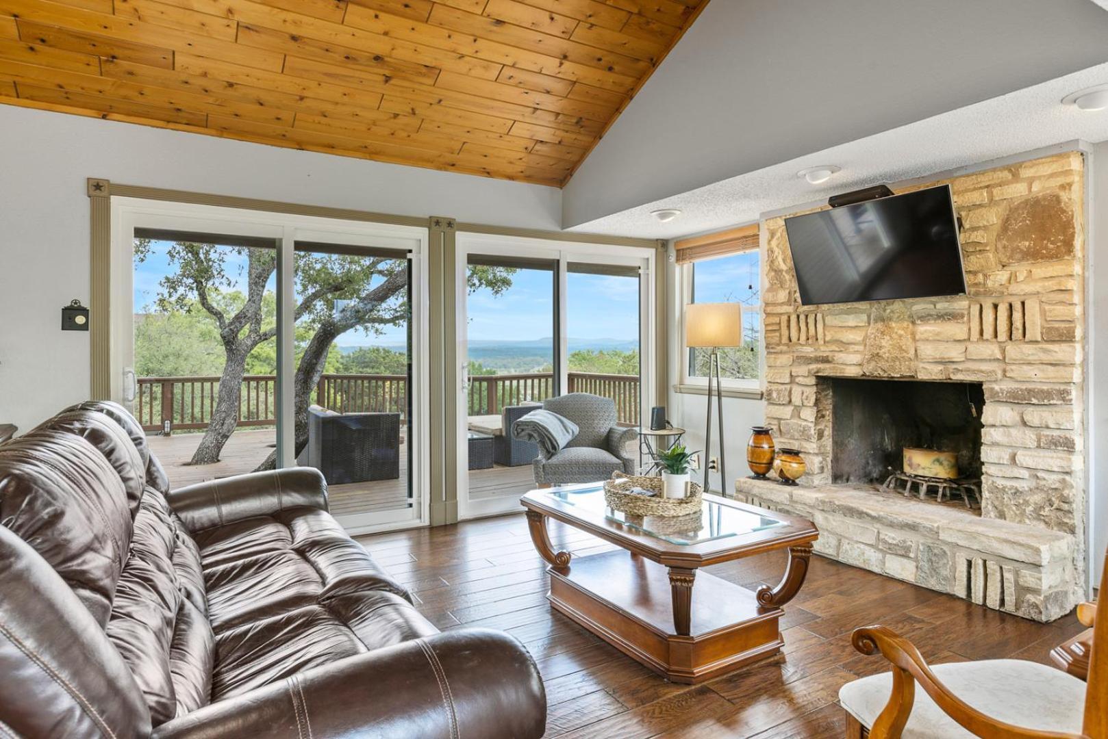 Wine Country Retreat - With A Lake View! Spicewood Εξωτερικό φωτογραφία
